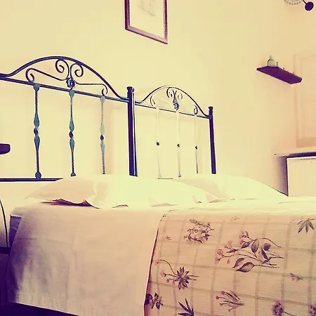 ベッド・アンド・ブレックファスト Li Ccoti 4*